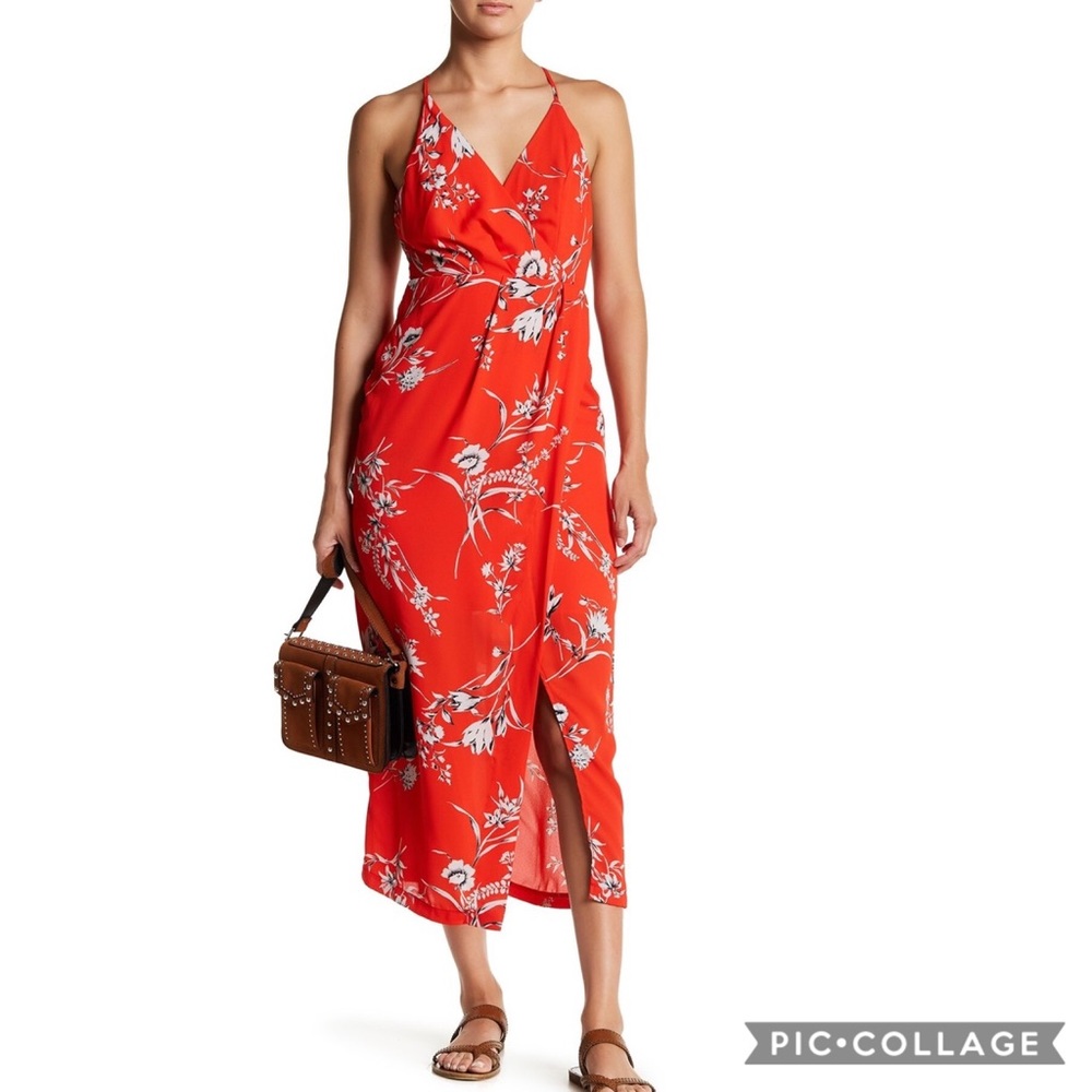 Dress Forum Surplice Floral Print Dress - Picture 1 of 8